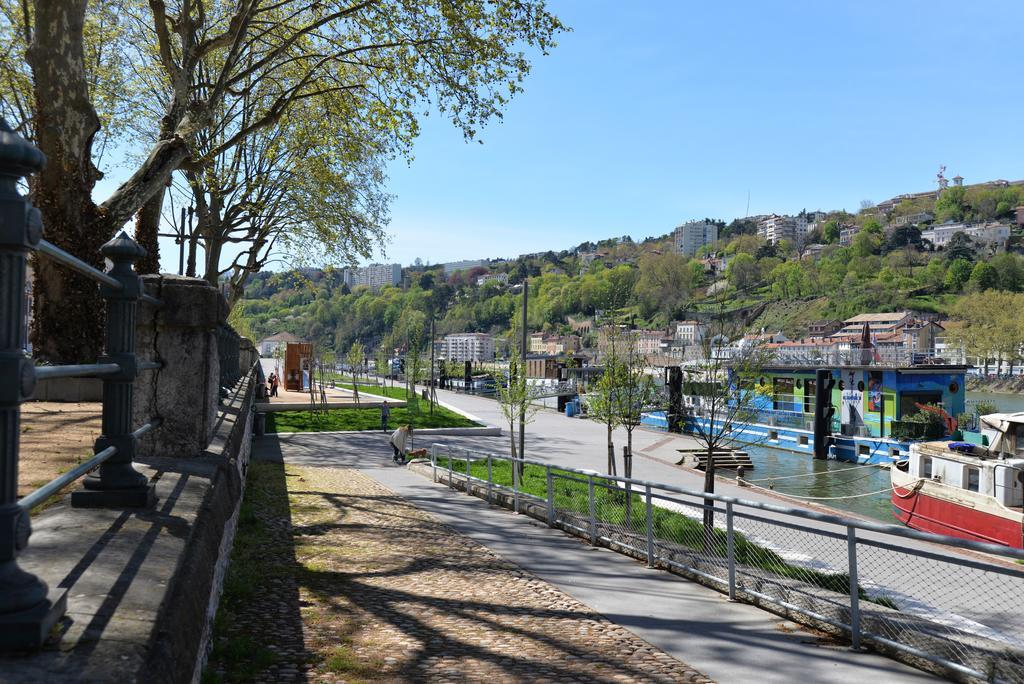 studios peniche Lyon centre Vieux Lyon Confluence Exterior foto
